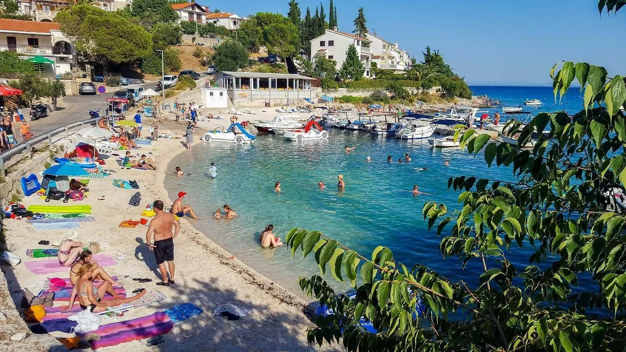 Charming Modern House With The New Swimming Pool - Apartment Maya 2 Trogir Croatia