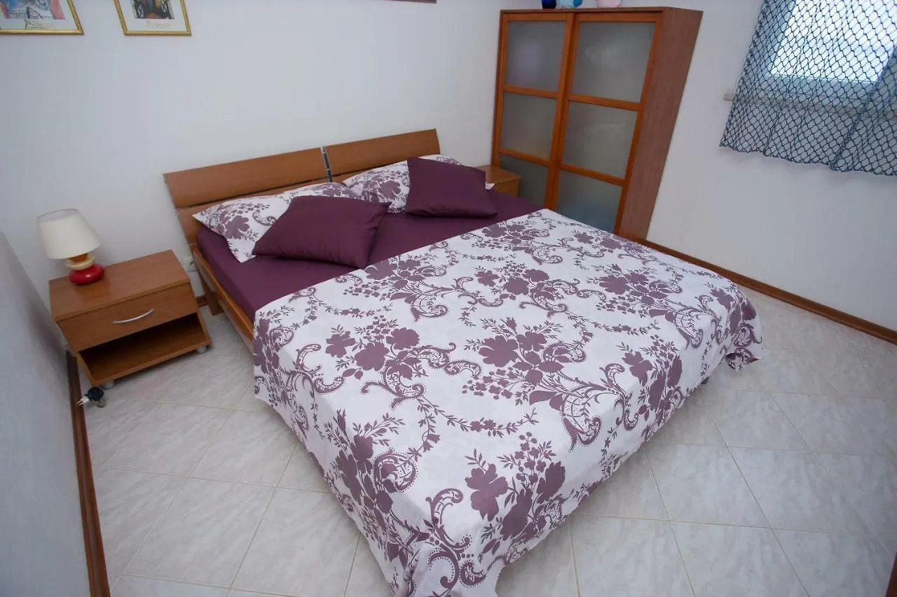 Charming Modern House With The New Swimming Pool - Apartment Maya 2 Trogir