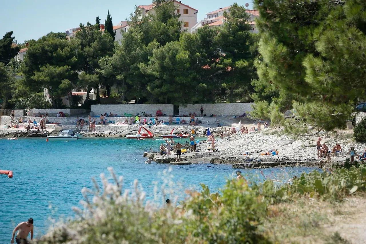 Charming Modern House With The New Swimming Pool - Apartment Maya 2 Trogir Croatia