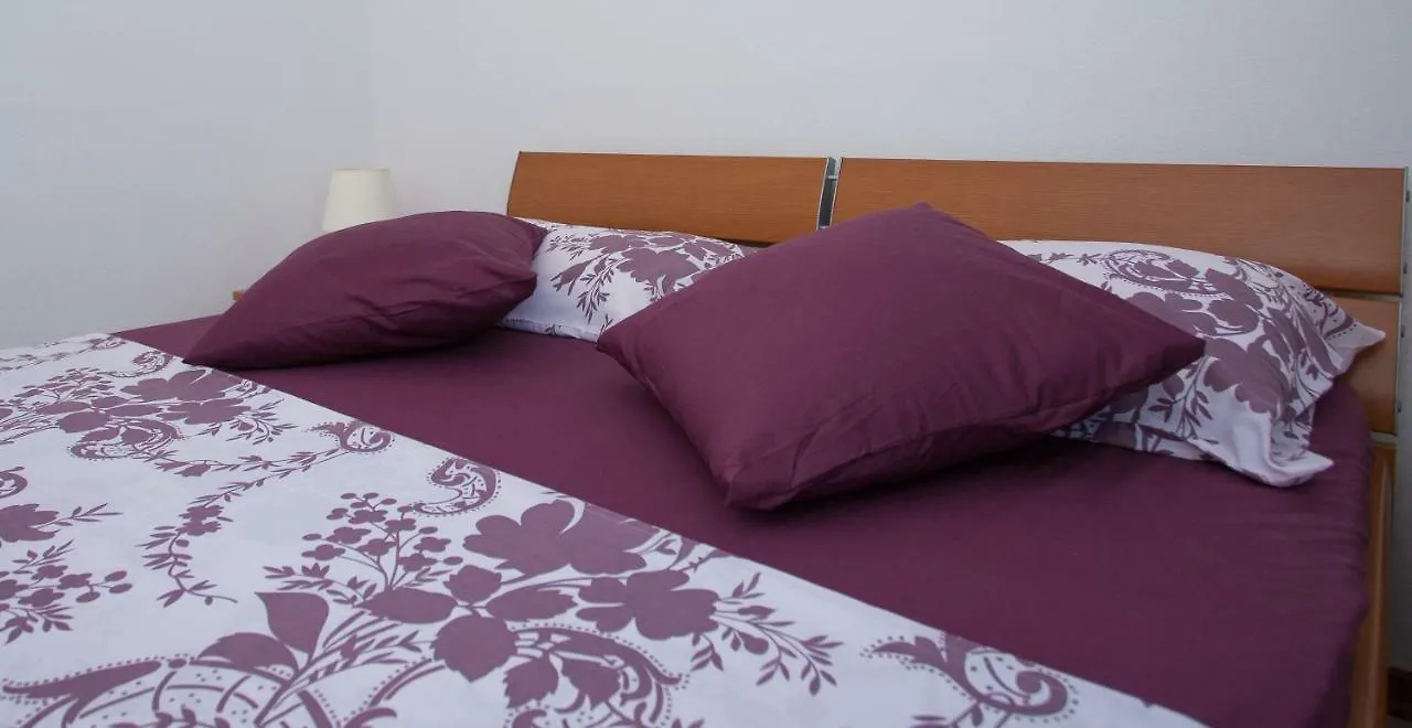 Charming Modern House With The New Swimming Pool - Apartment Maya 2 Trogir