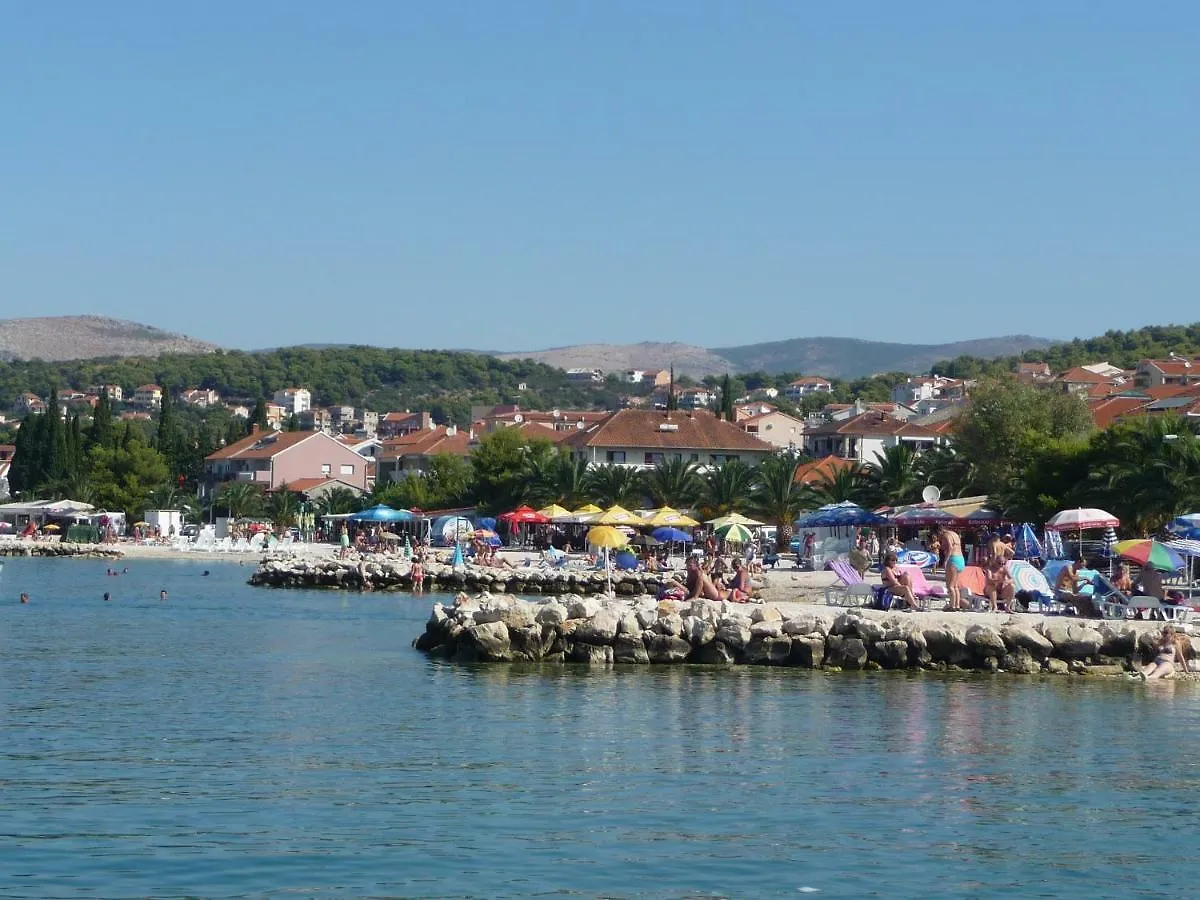 Charming Modern House With The New Swimming Pool - Apartment Maya 2 Trogir 0*,  Croatia