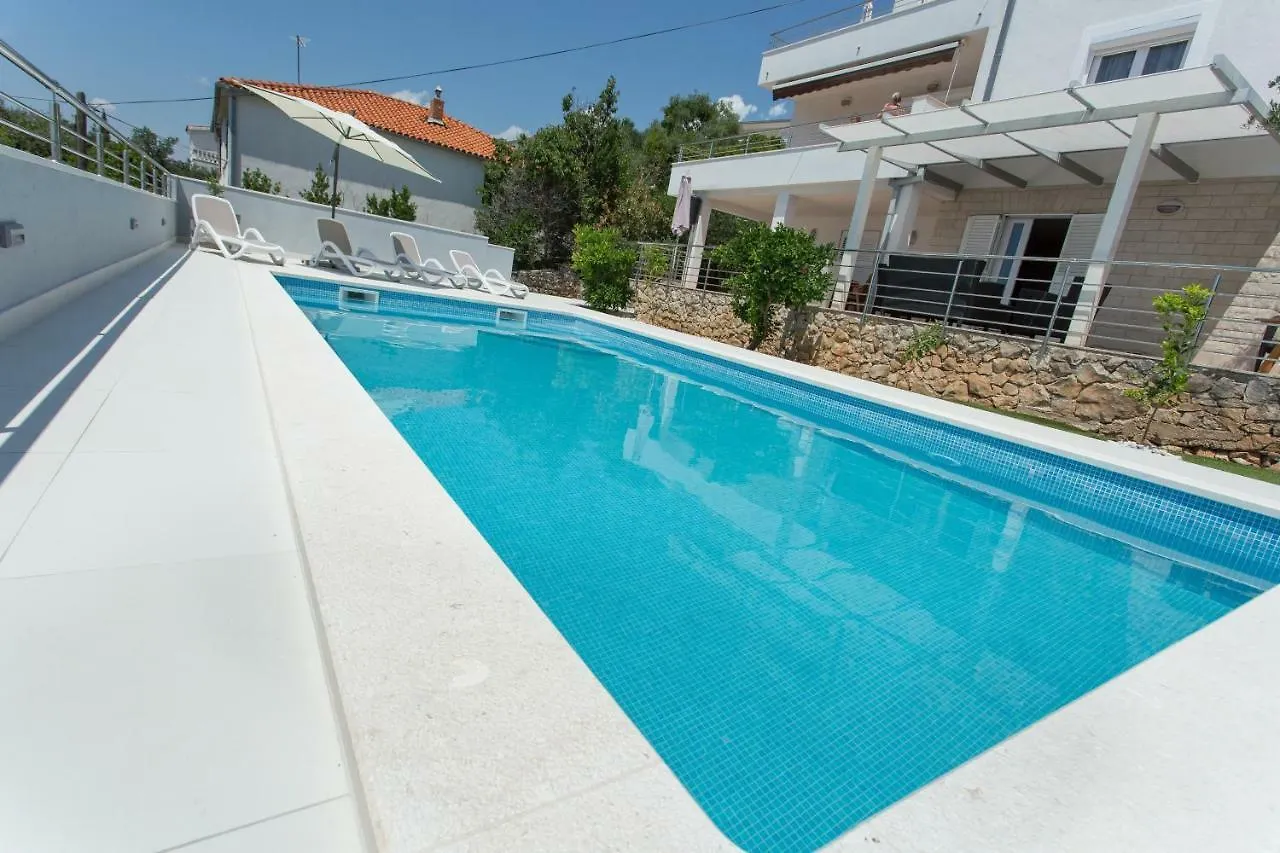 Charming Modern House With The New Swimming Pool - Apartment Maya 2 Trogir