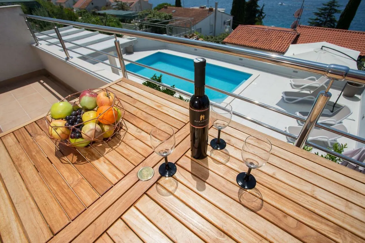 Charming Modern House With The New Swimming Pool - Apartment Maya 2 Trogir 0*,  Croatia